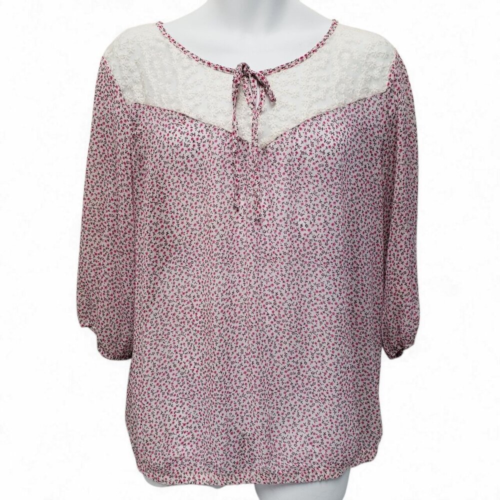Torrid Womens Floral Lace Top Size 2